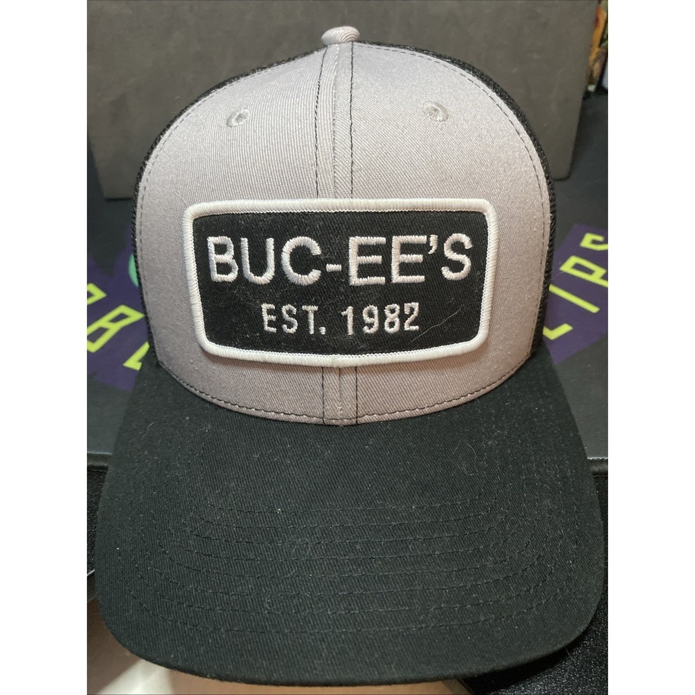 Buc-ee's Est. 1982 Trucker Hat Adjustable Mesh Snapback Cap Gray Black BUCEES